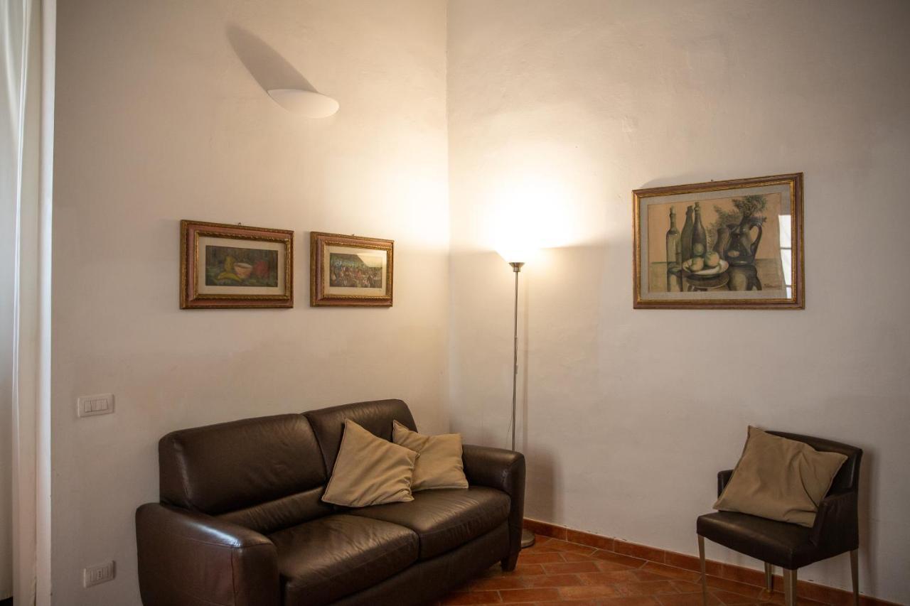 Lovely One Bedroom Nearby Ponte Vecchio Firenze
